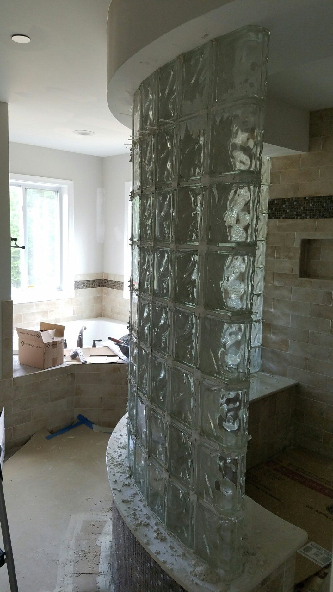 A beautiful bathroom glass block
