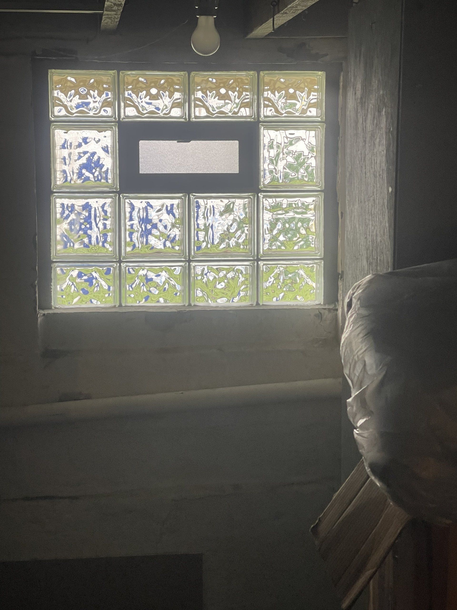 Reliable glass block security window