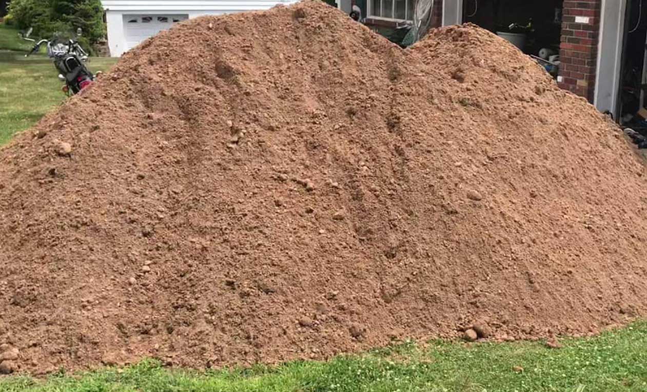Load of Topsoil