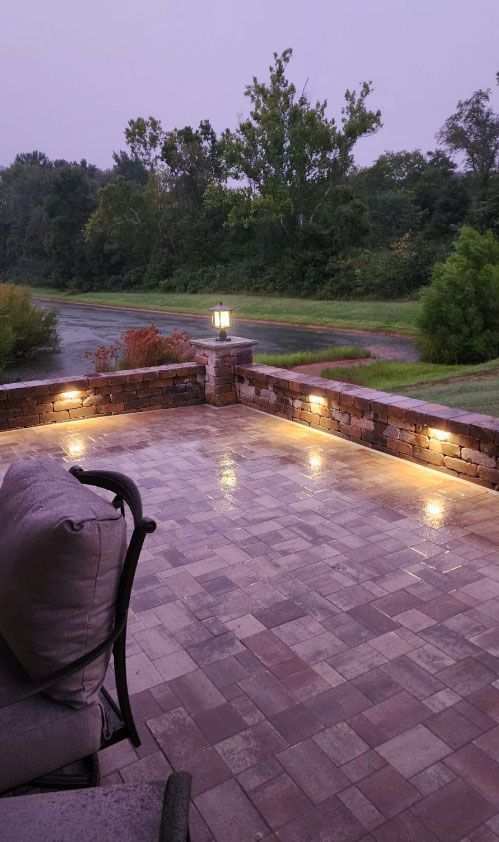 Hardscape lighting