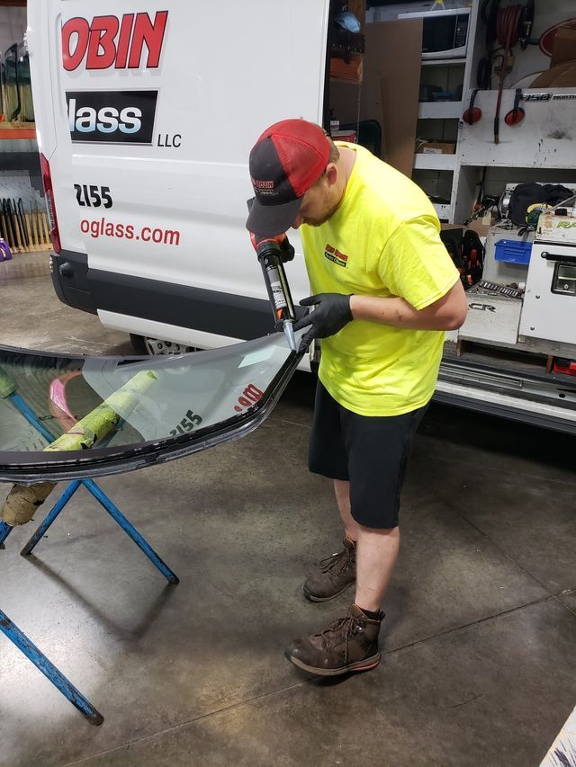 Red Robin Auto Glass LLC recent project