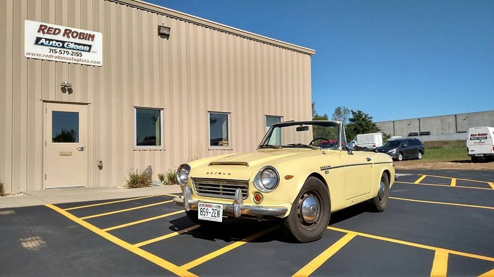 Red Robin Auto Glass LLC recent project