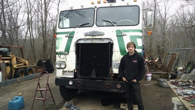 Red Robin Auto Glass LLC recent project