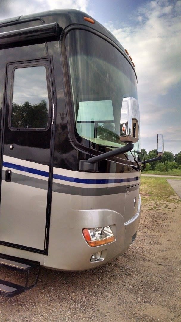 Red Robin Auto Glass LLC recent project