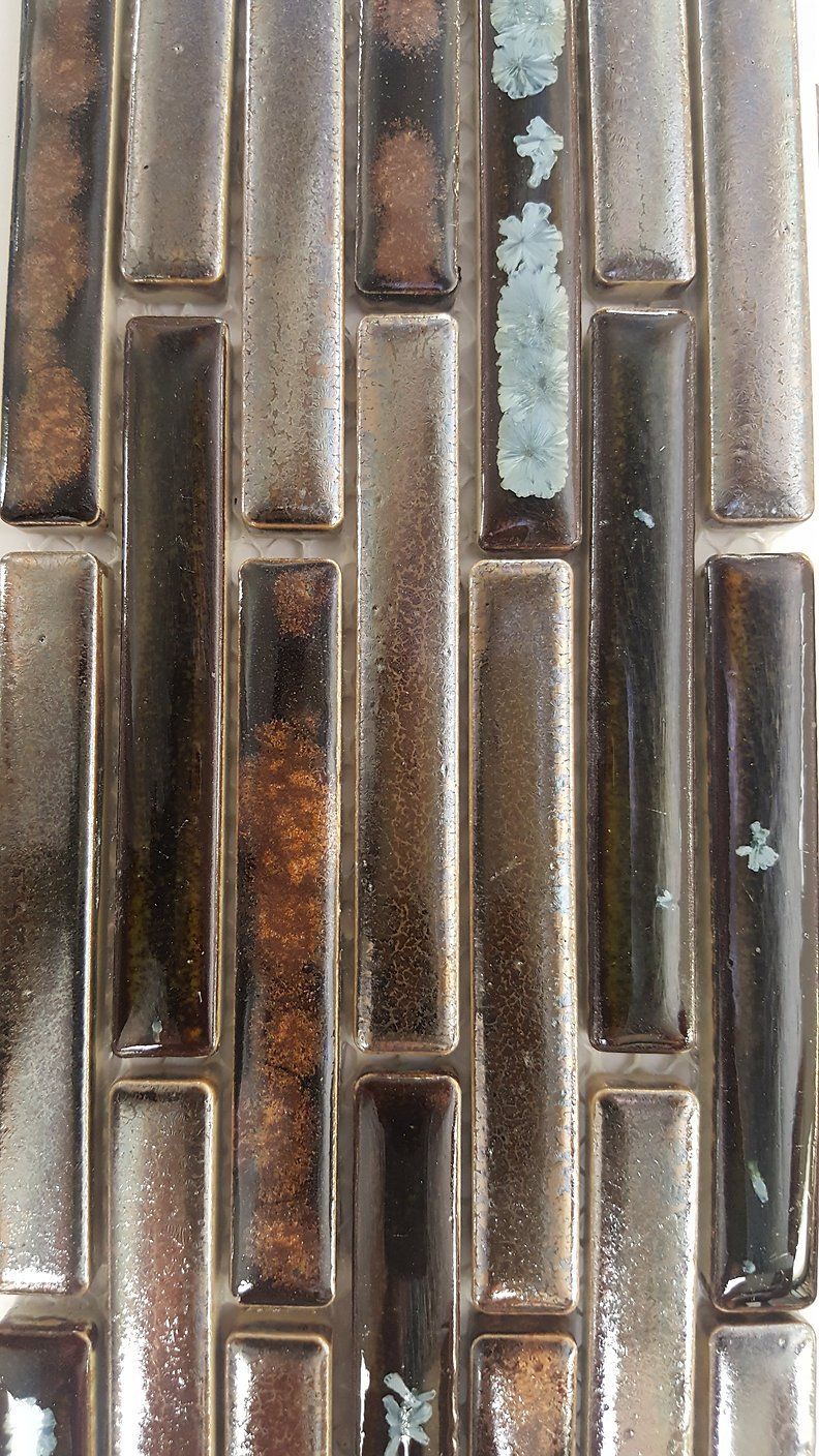 Black Swan Slender Mosaic