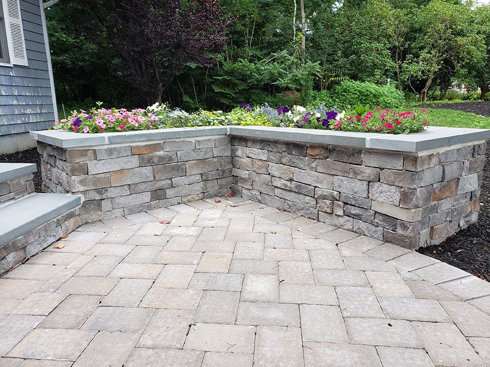 Retaining wall