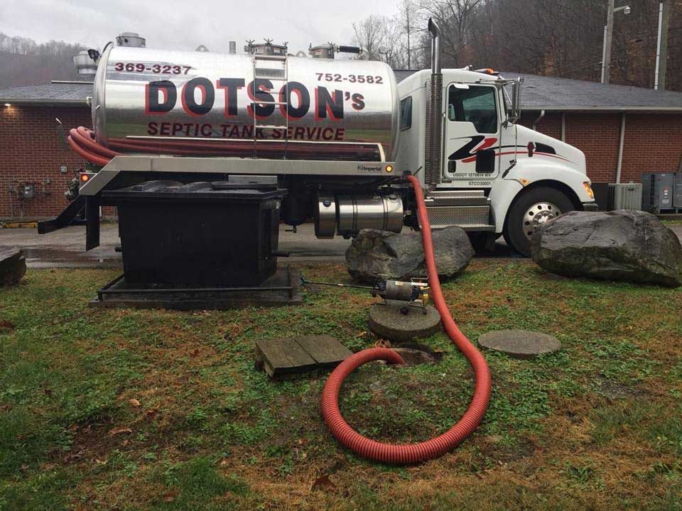 Septic Tank Cleaning Vehicle 