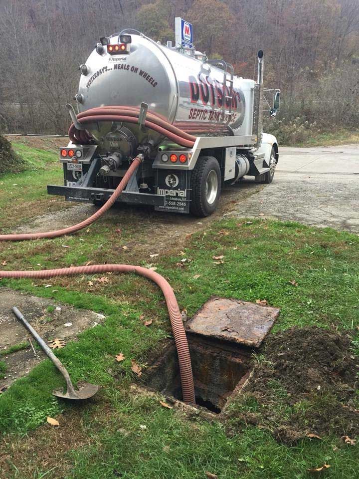 Septic Tank Cleaning Vehicle 