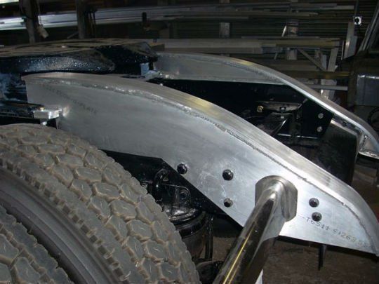 Heavy-duty steel tailslide