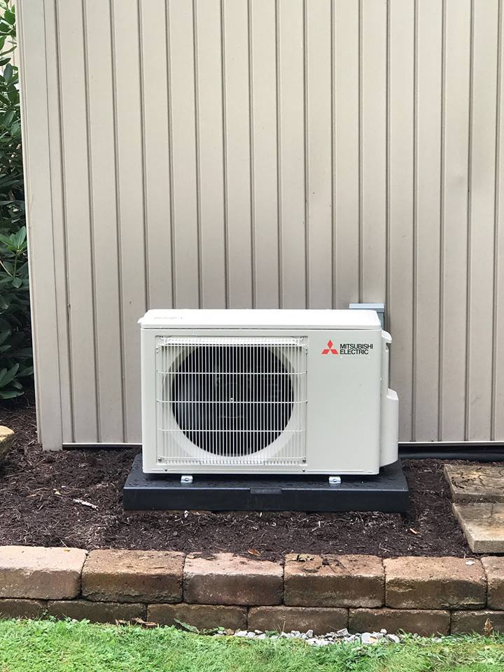 Air conditioning installation service