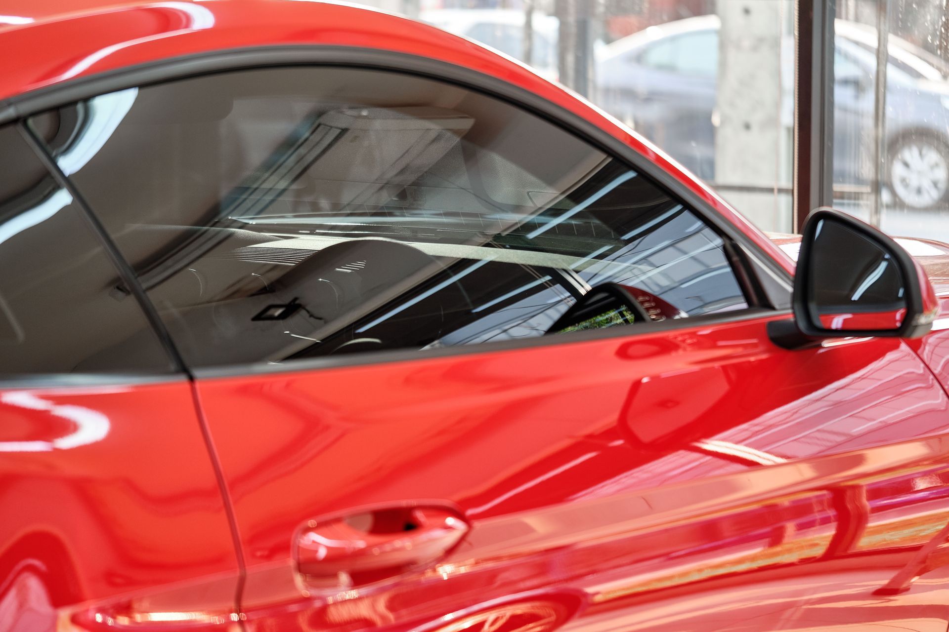 5 Reasons to Choose Ceramic Tinting for Your Car