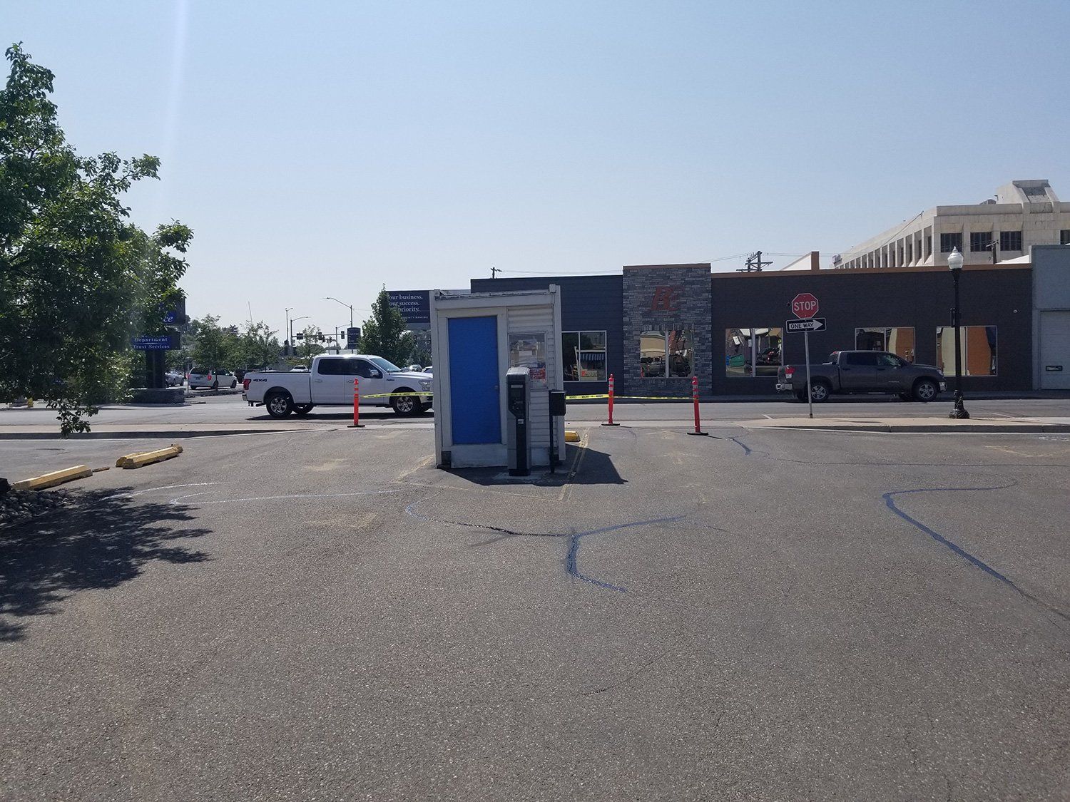 Driveway asphalt paving