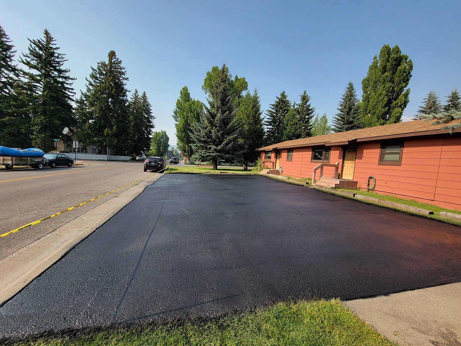 Residential asphalt paving
