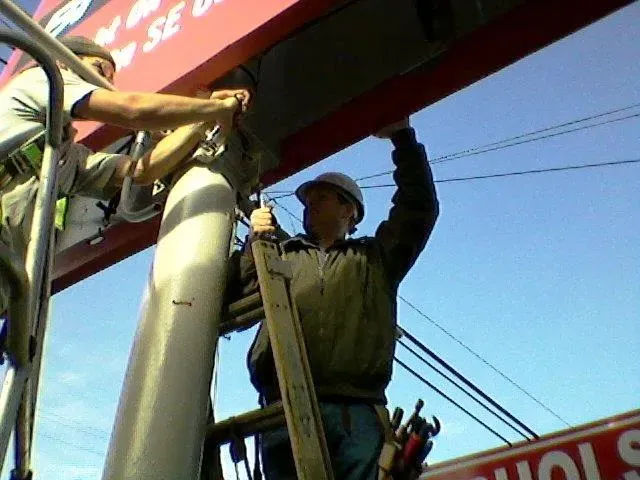 Commercial electrical service