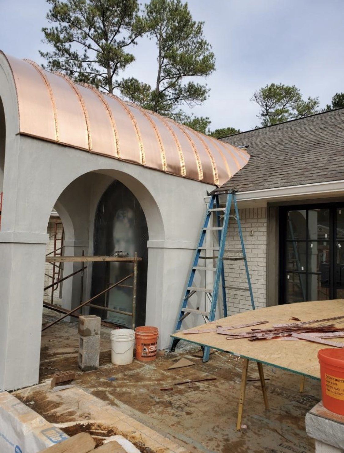 M.R. Roberson Roofing image