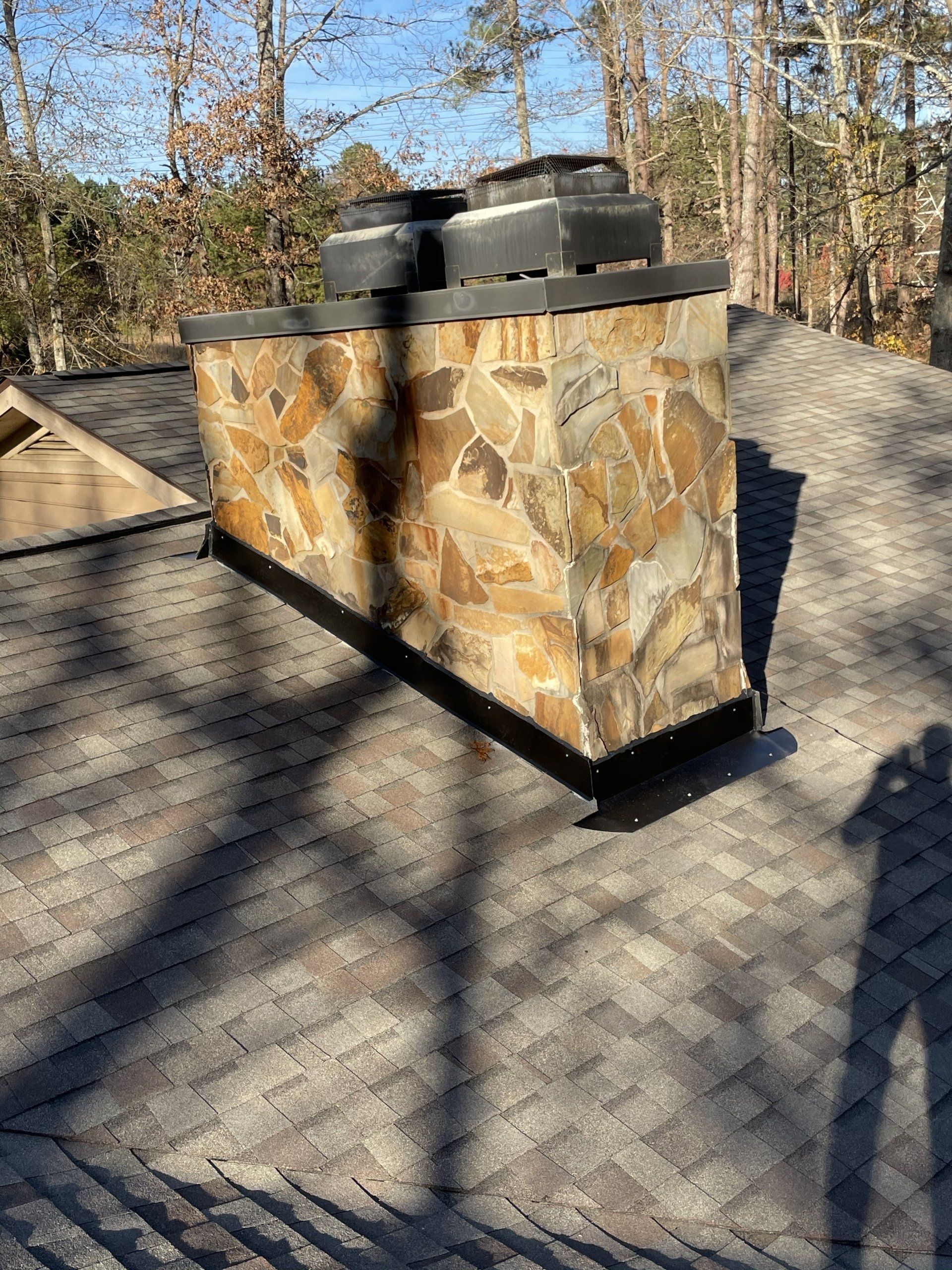 M.R. Roberson Roofing image