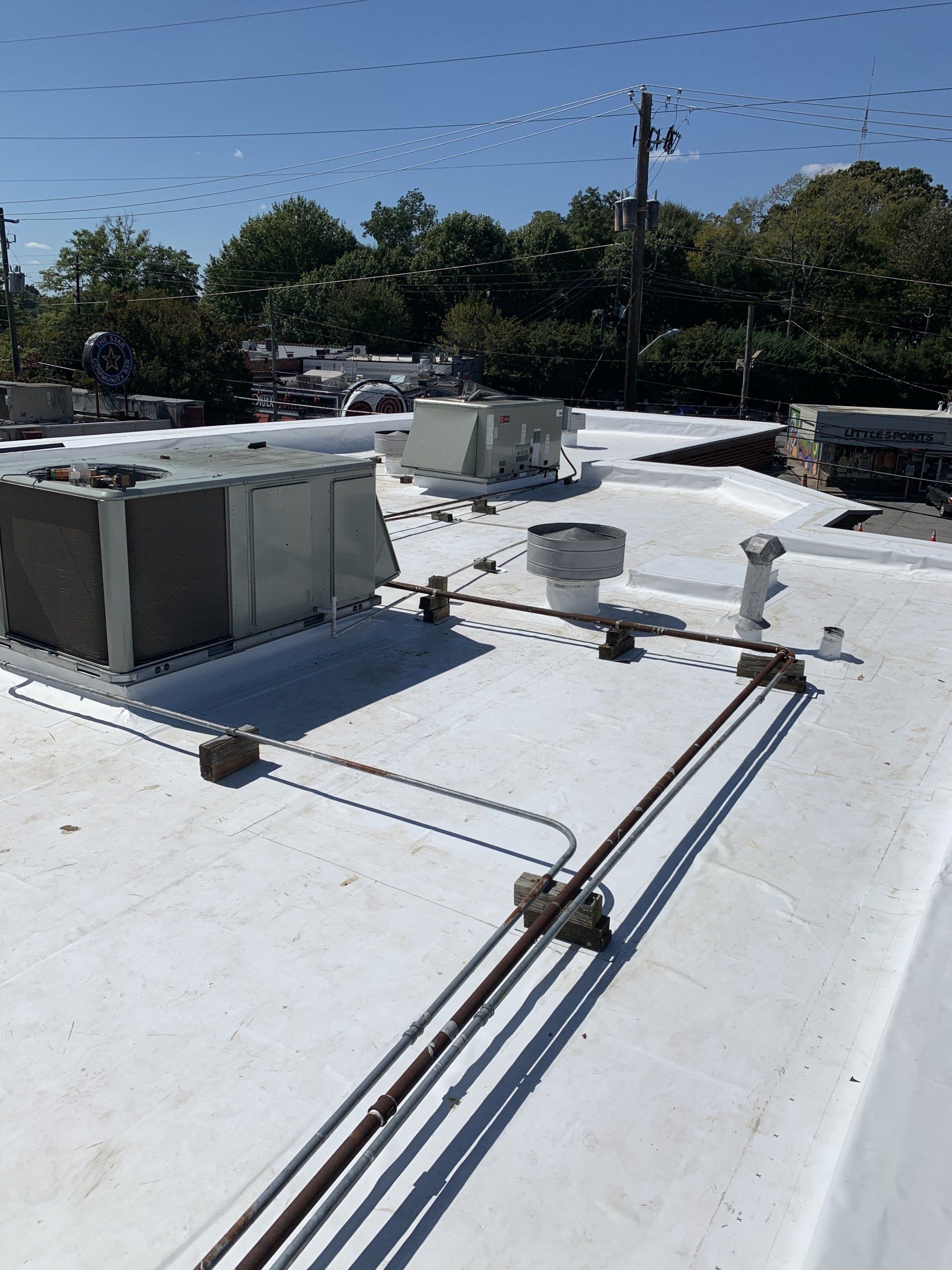 M.R. Roberson Roofing image