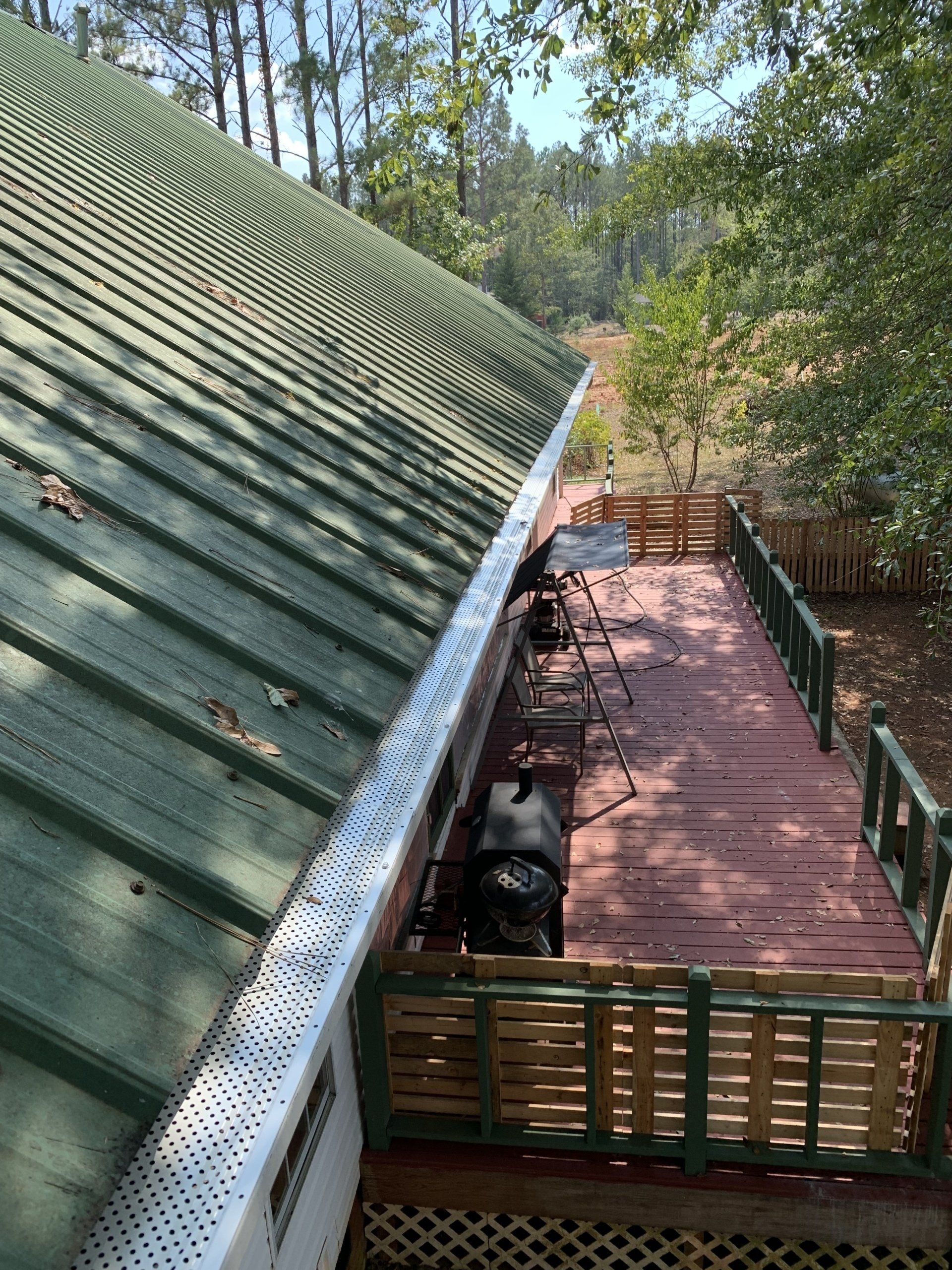 M.R. Roberson Roofing image