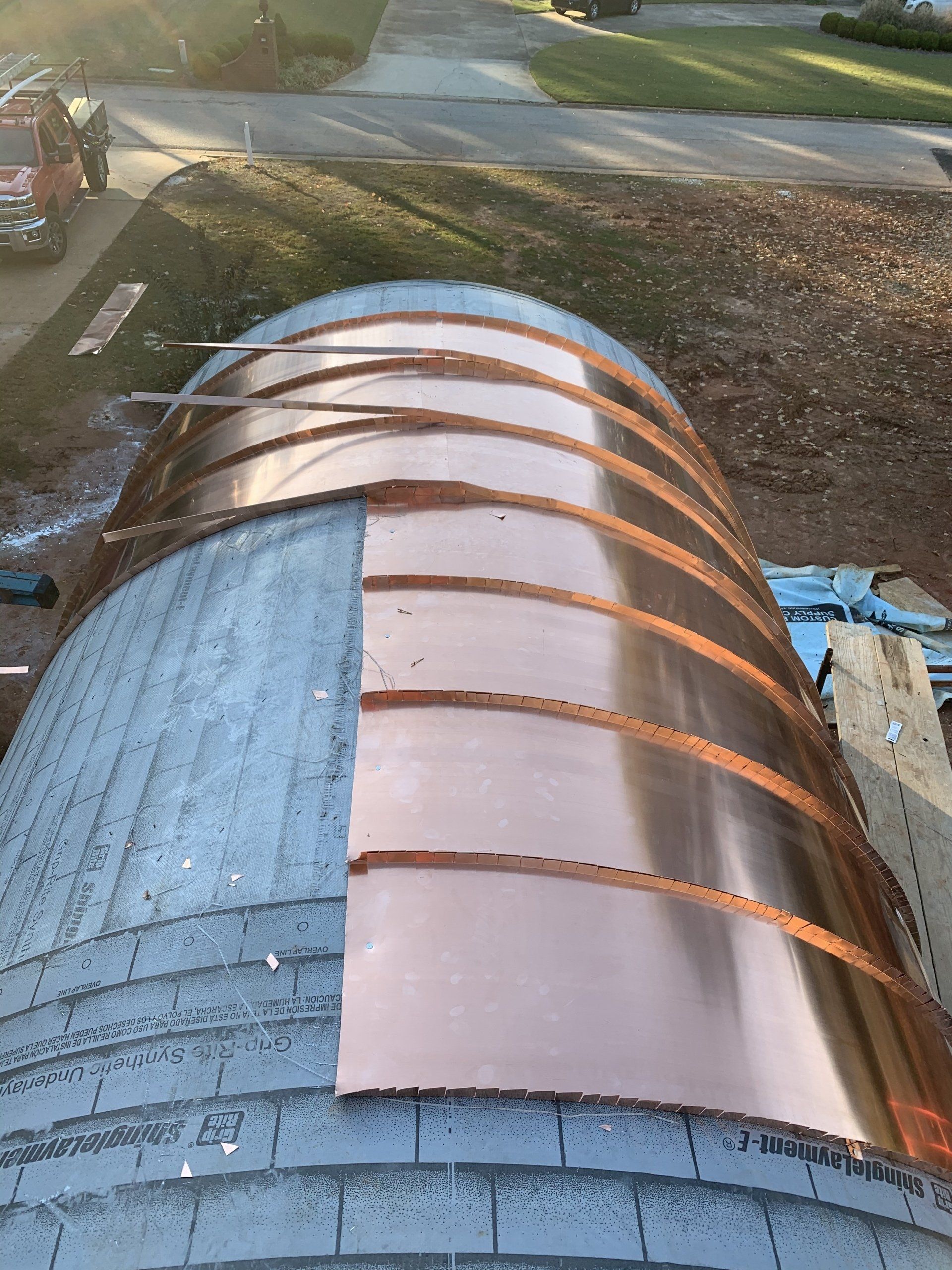 M.R. Roberson Roofing image