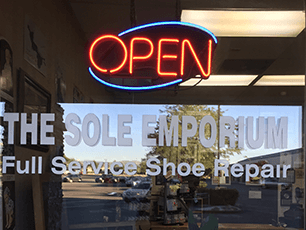 closest shoe repair place
