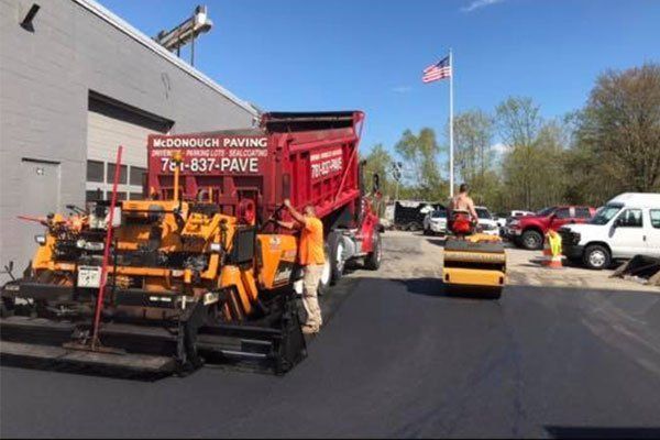Asphalt Paving Service