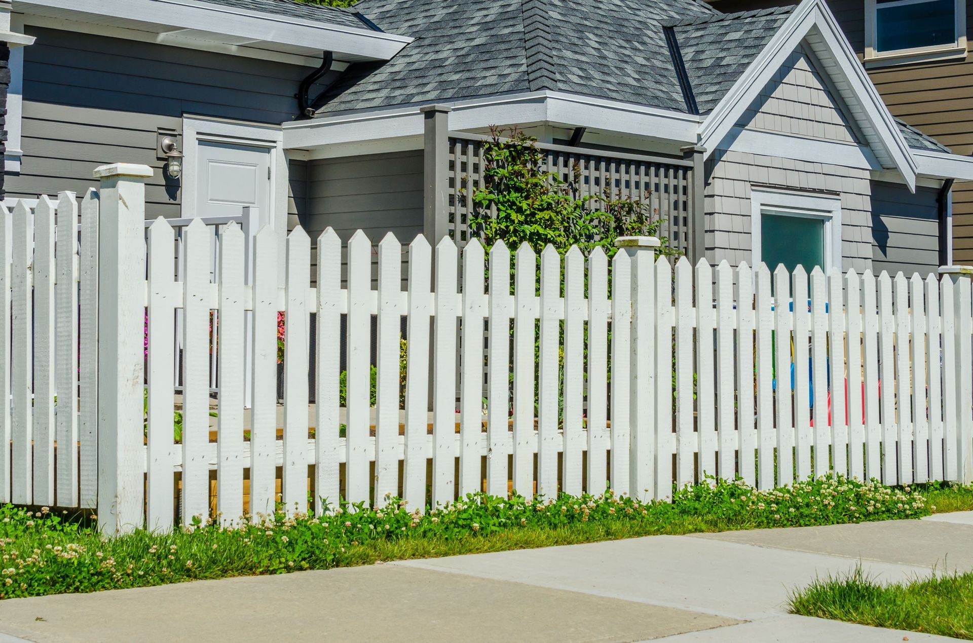 How Fence Installation Improves Privacy, Security, and Curb Appeal