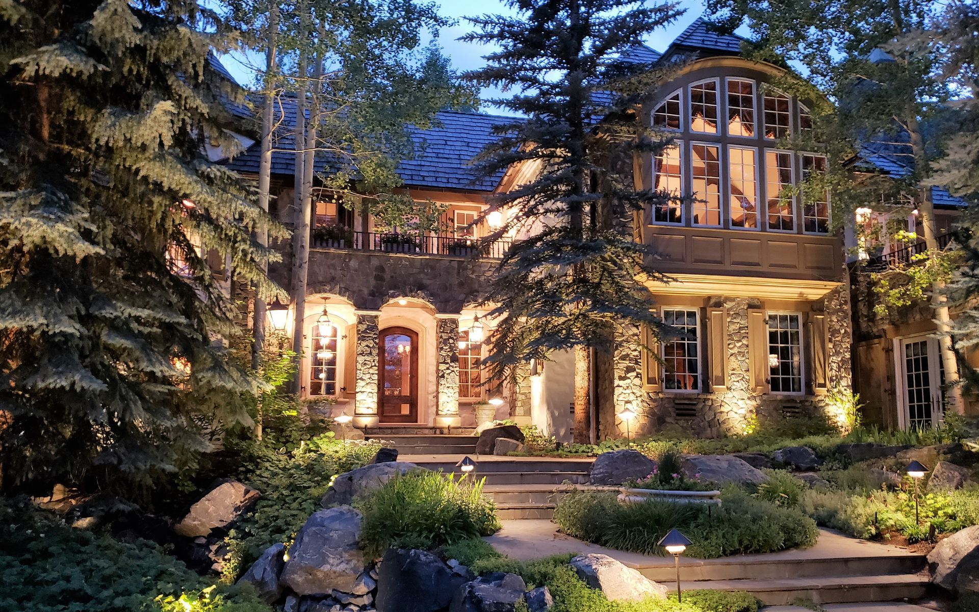 Landscape Lighting Companies Denver, CO Evergreen, CO