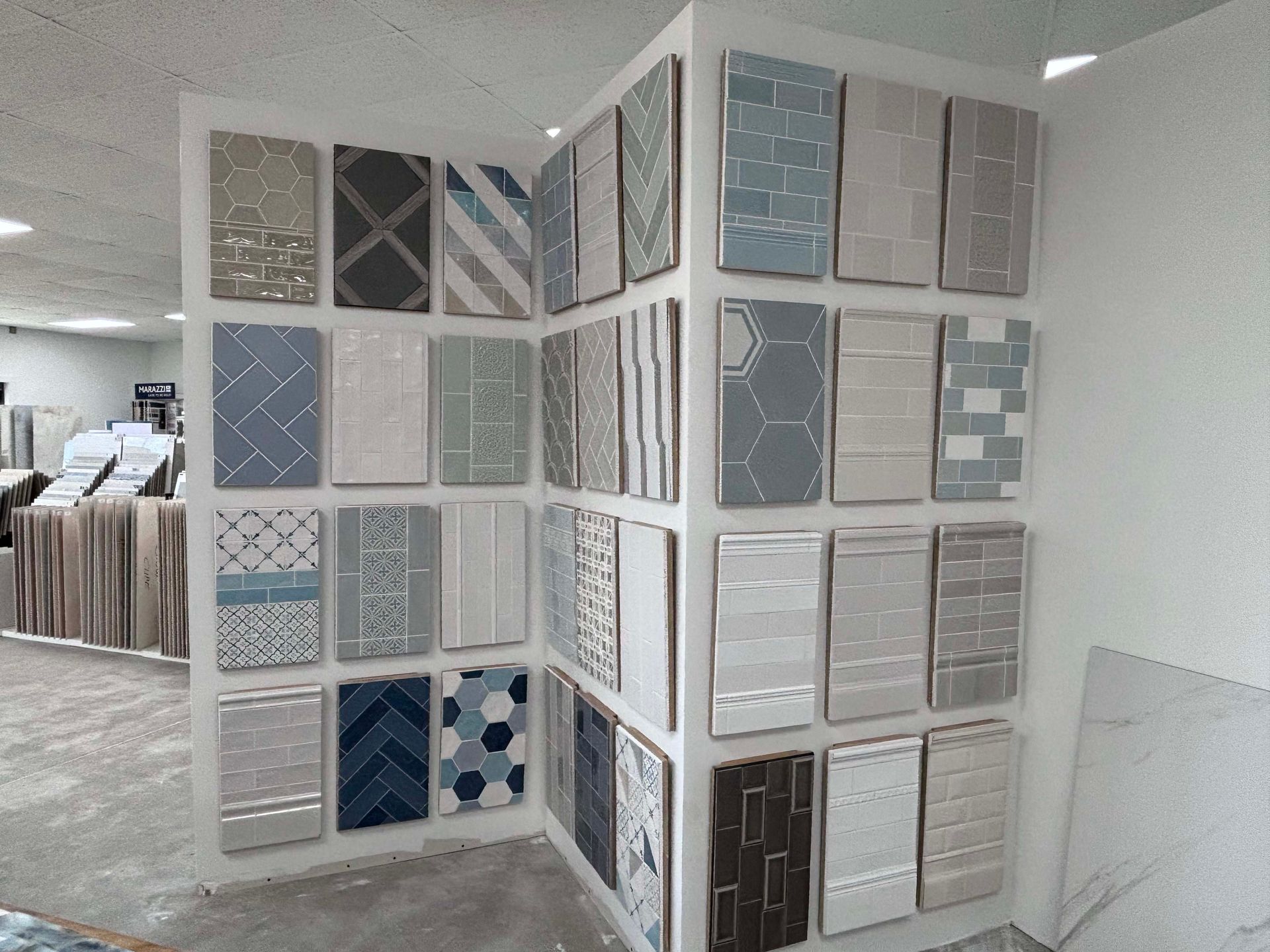 A room with a lot of tiles on the wall