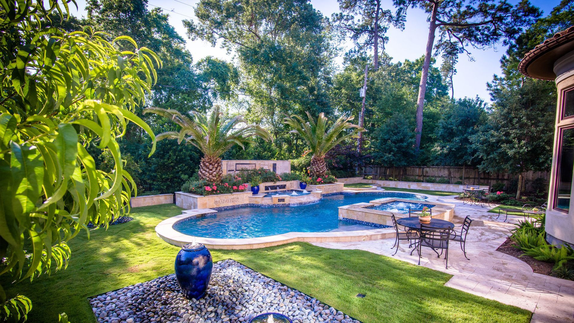 Pool Builders & Landscaping Designers in Houston, TX