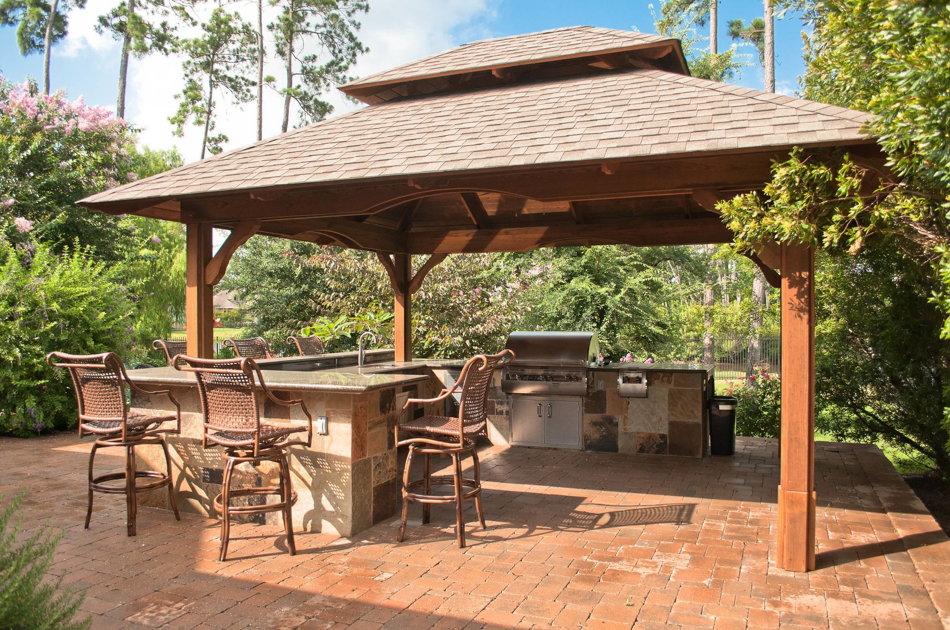 Outdoor kitchen