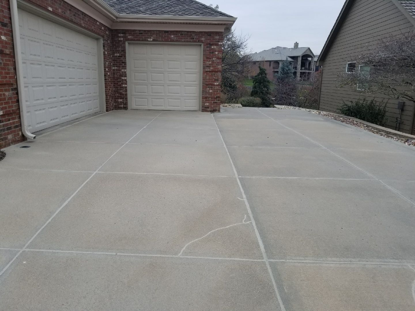 GP Caulking | Caulking Contractors | Driveway Caulking | Concrete