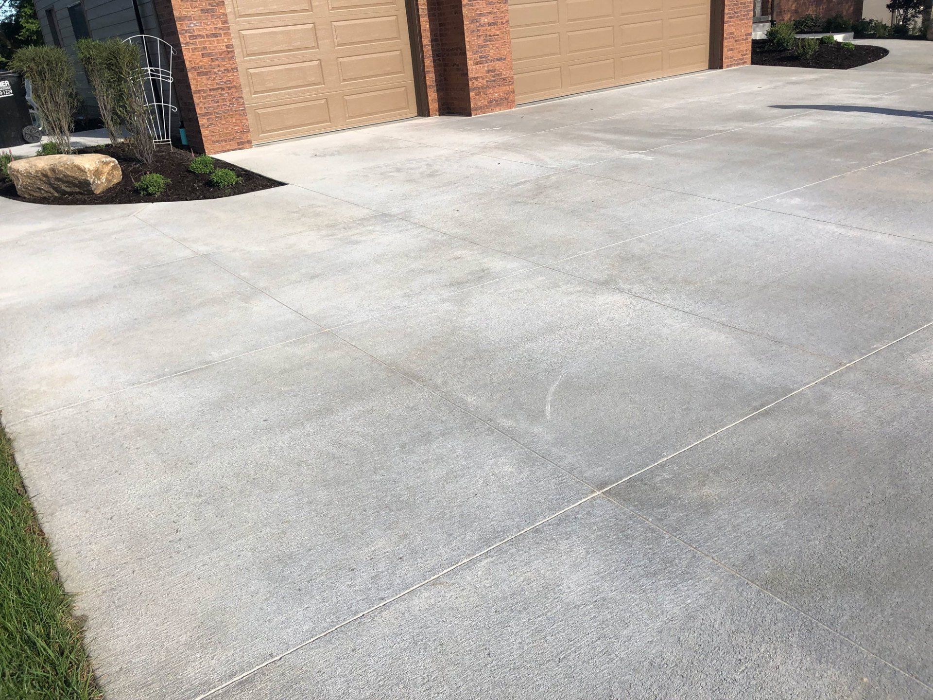 Driveway Caulking Driveway Crack Repairs Papillion, NE Omaha, NE