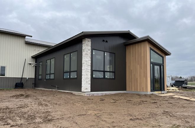 Advantage Buildings LLC