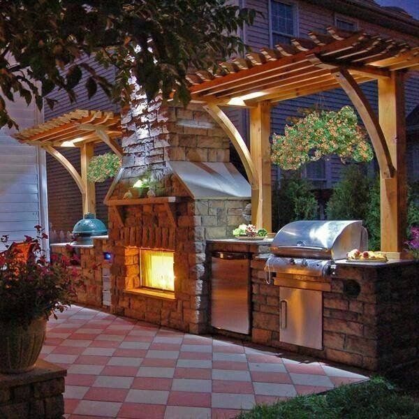 Outdoor Kitchen