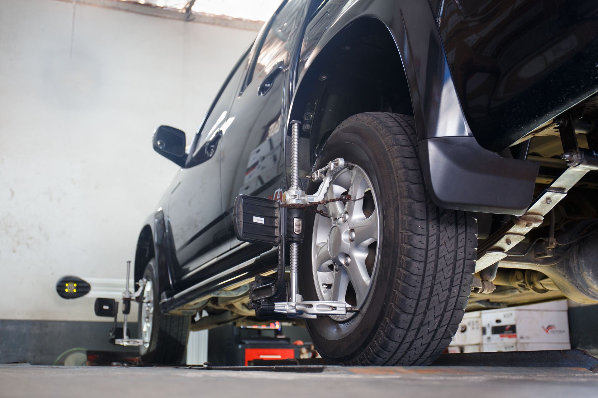 wheel alignment service