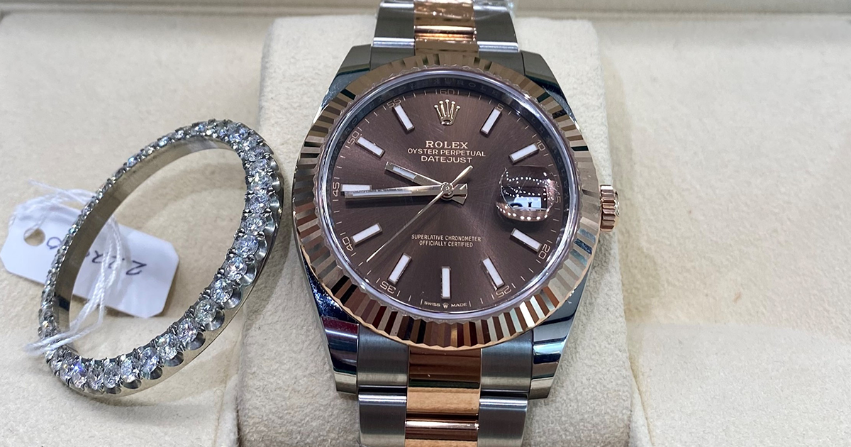MAXIMILLIONWATCHES business photo