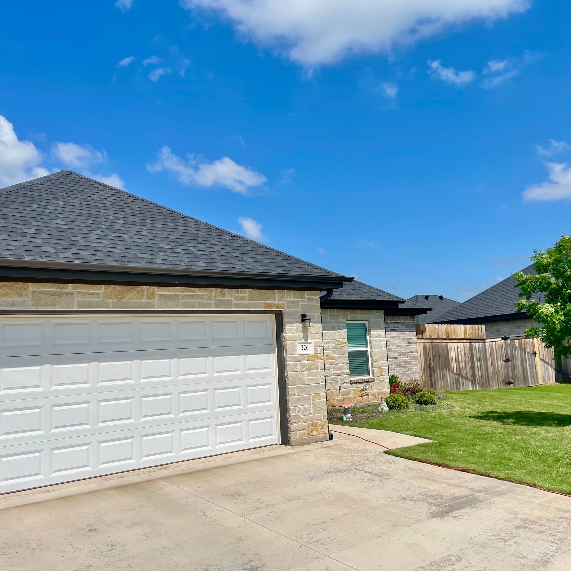 hardline-seamless-gutters-gallery5