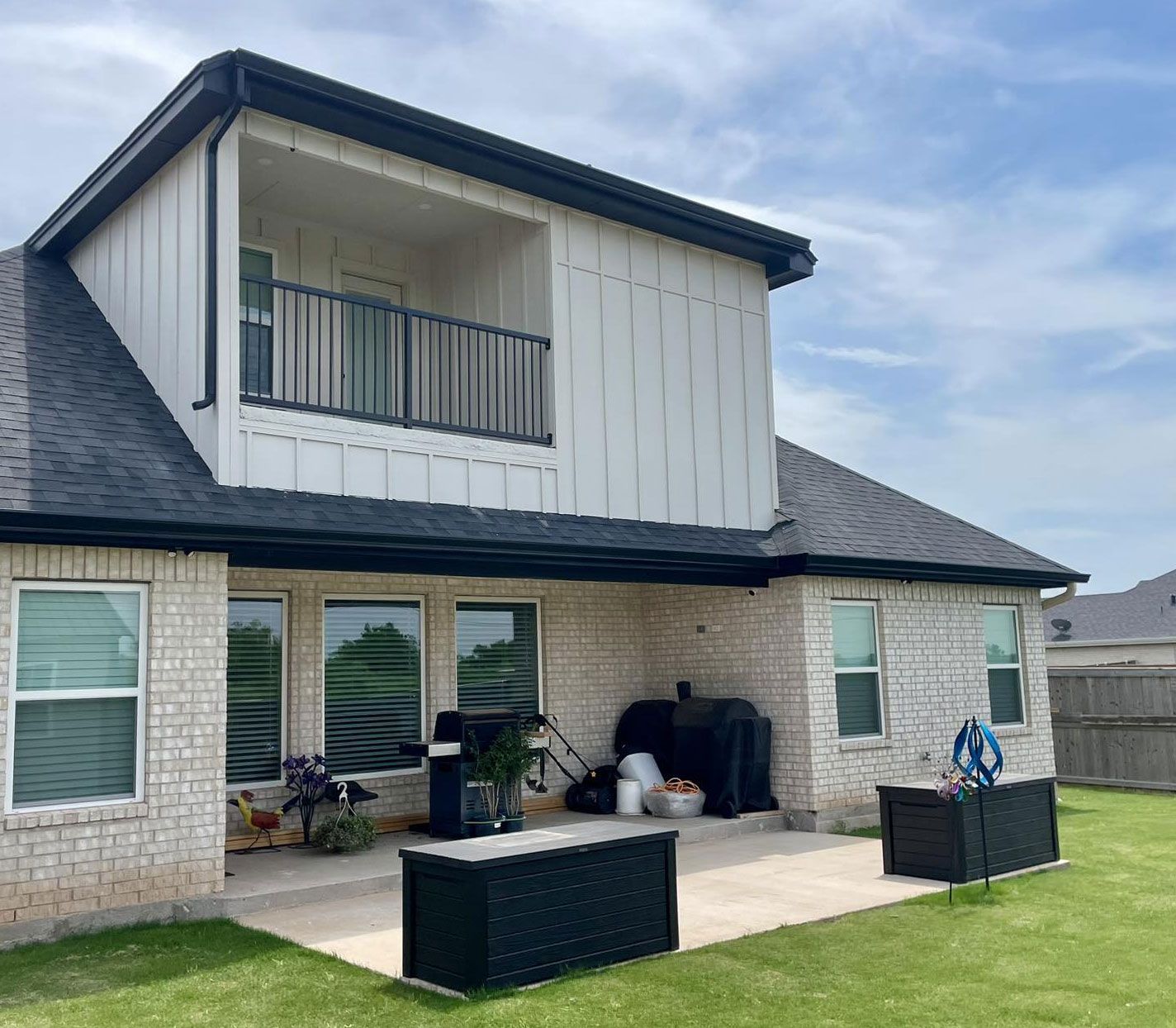 Hardline Seamless Gutters