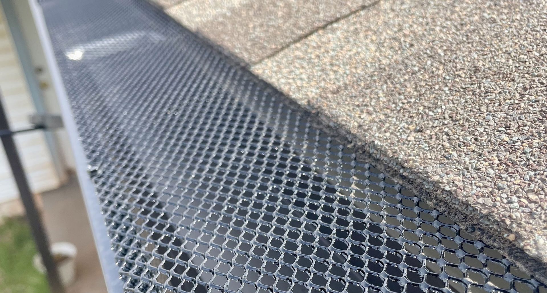 Hardline Seamless Gutters