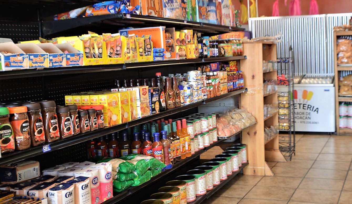 Las 4 Americas Market Evans, CO