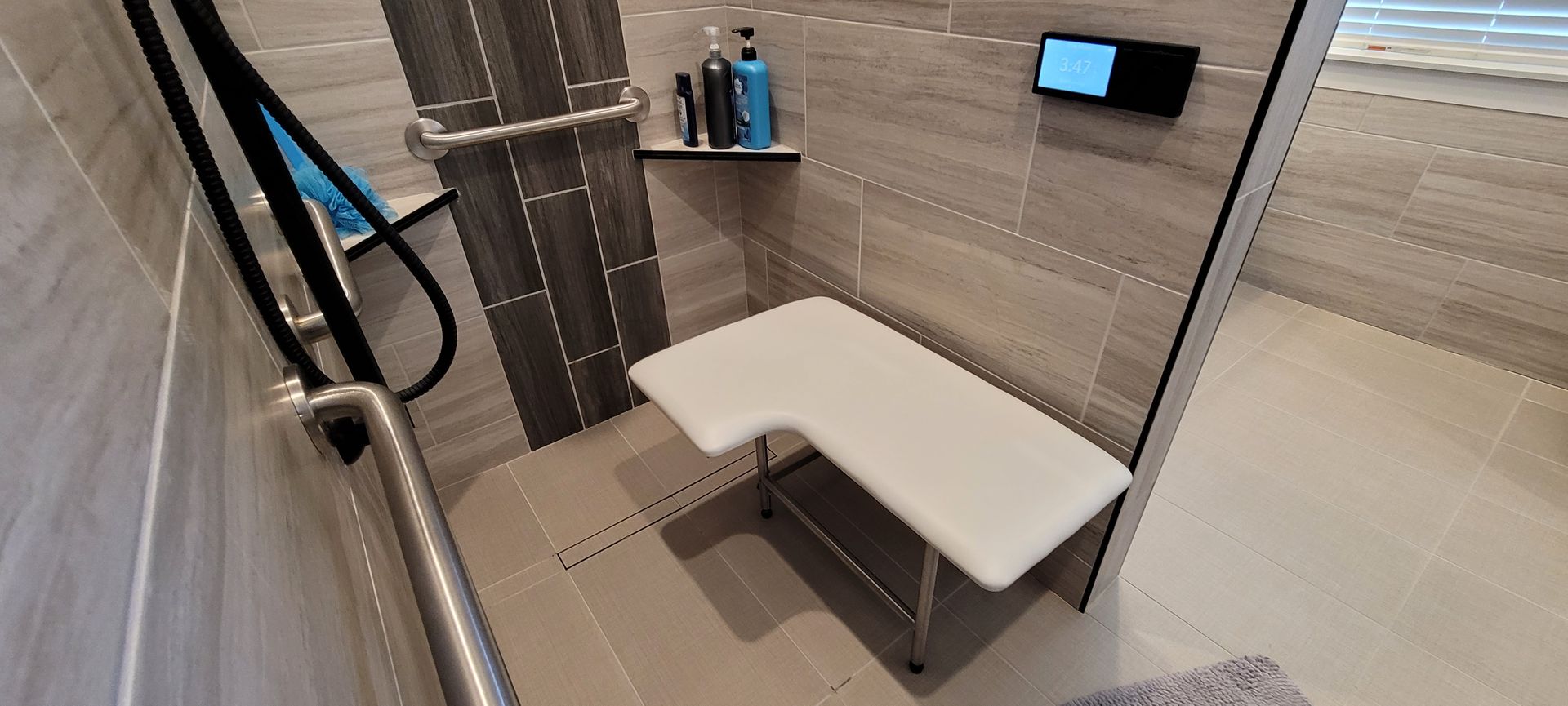 Nice-looking shower design with a seat