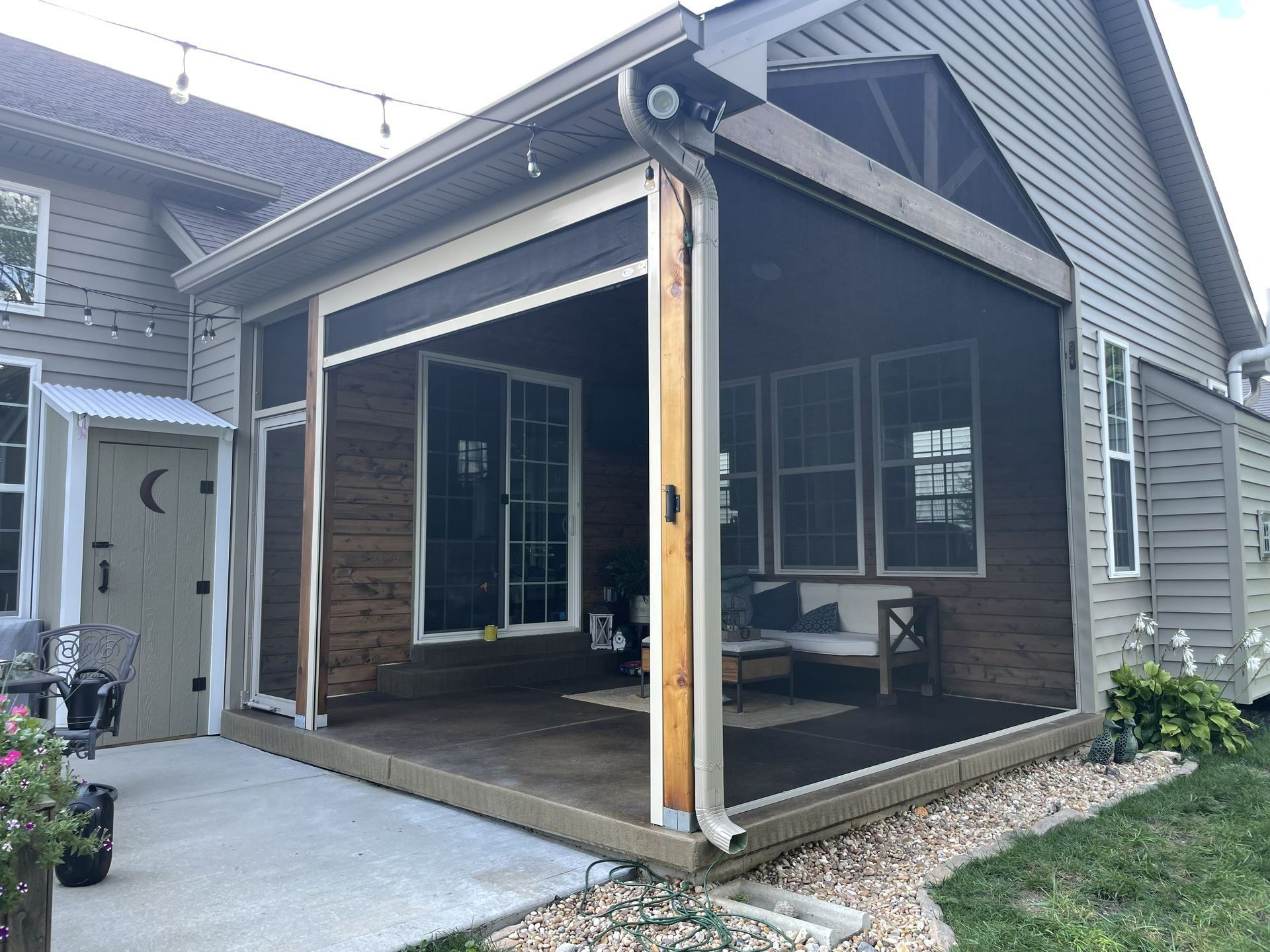 Custom motorized retractable screens