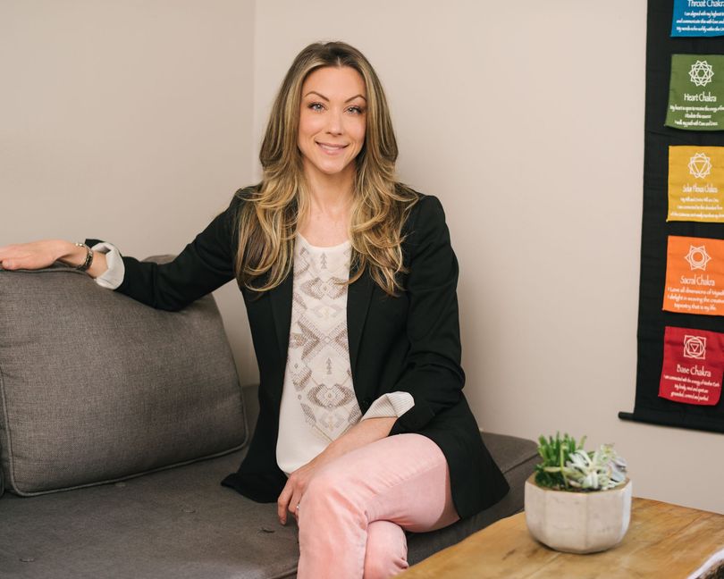 Image placeholder on a gray background, with the words 