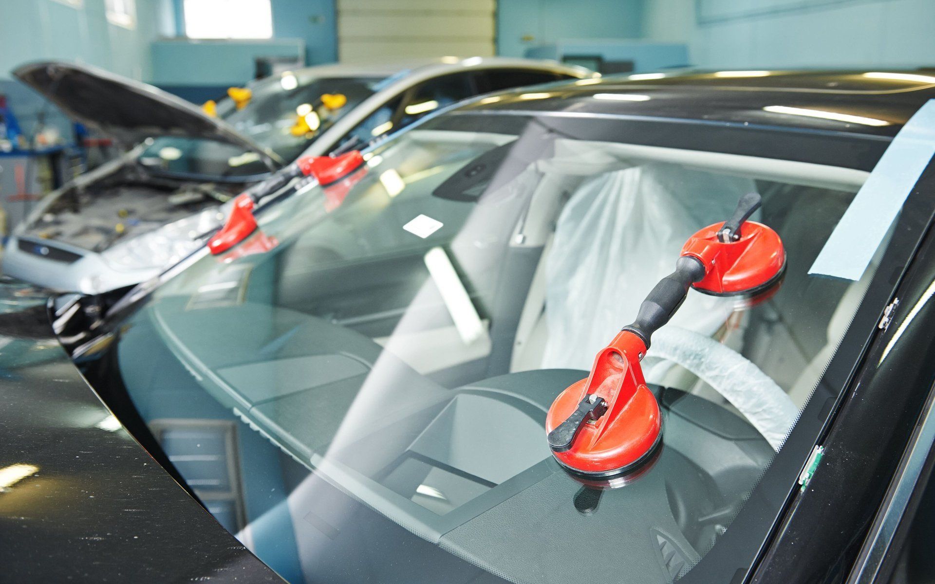 Auto glass work