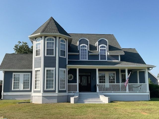 Residential roofing service