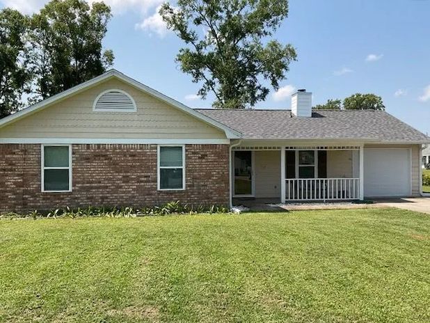 Residential roofing service