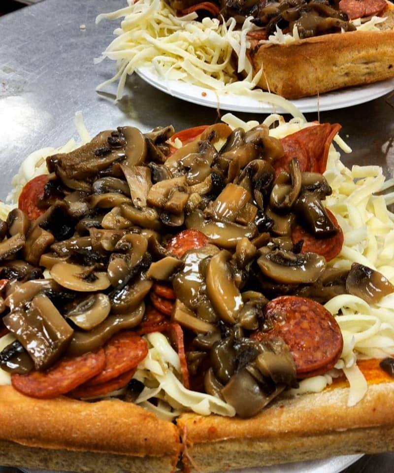 Mushroom pizza