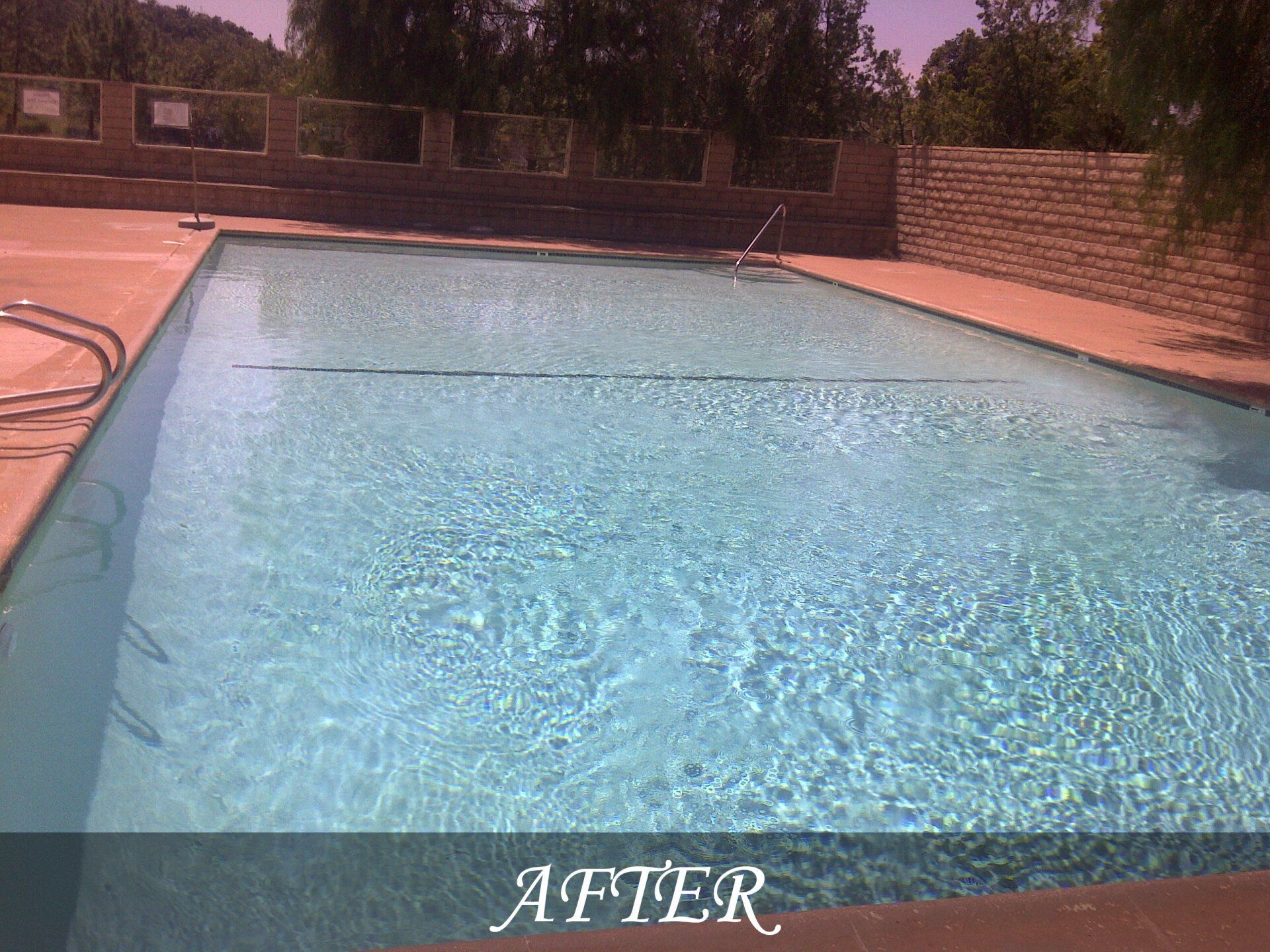 Commercial pools cleaning