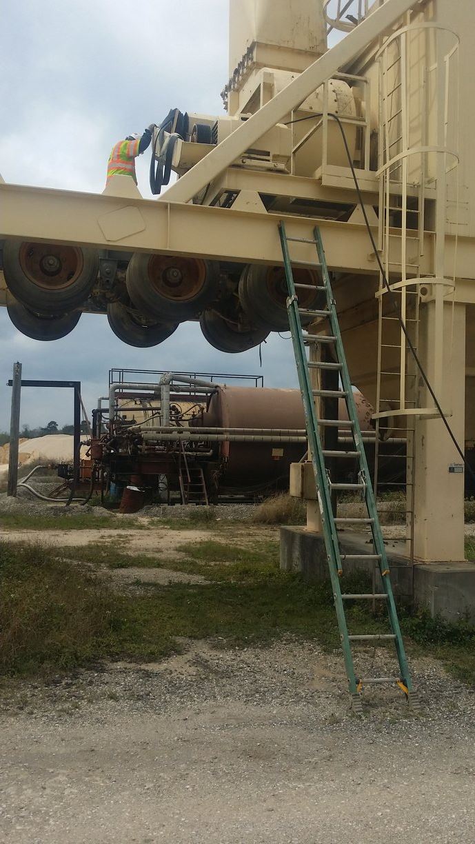 Industrial generator service