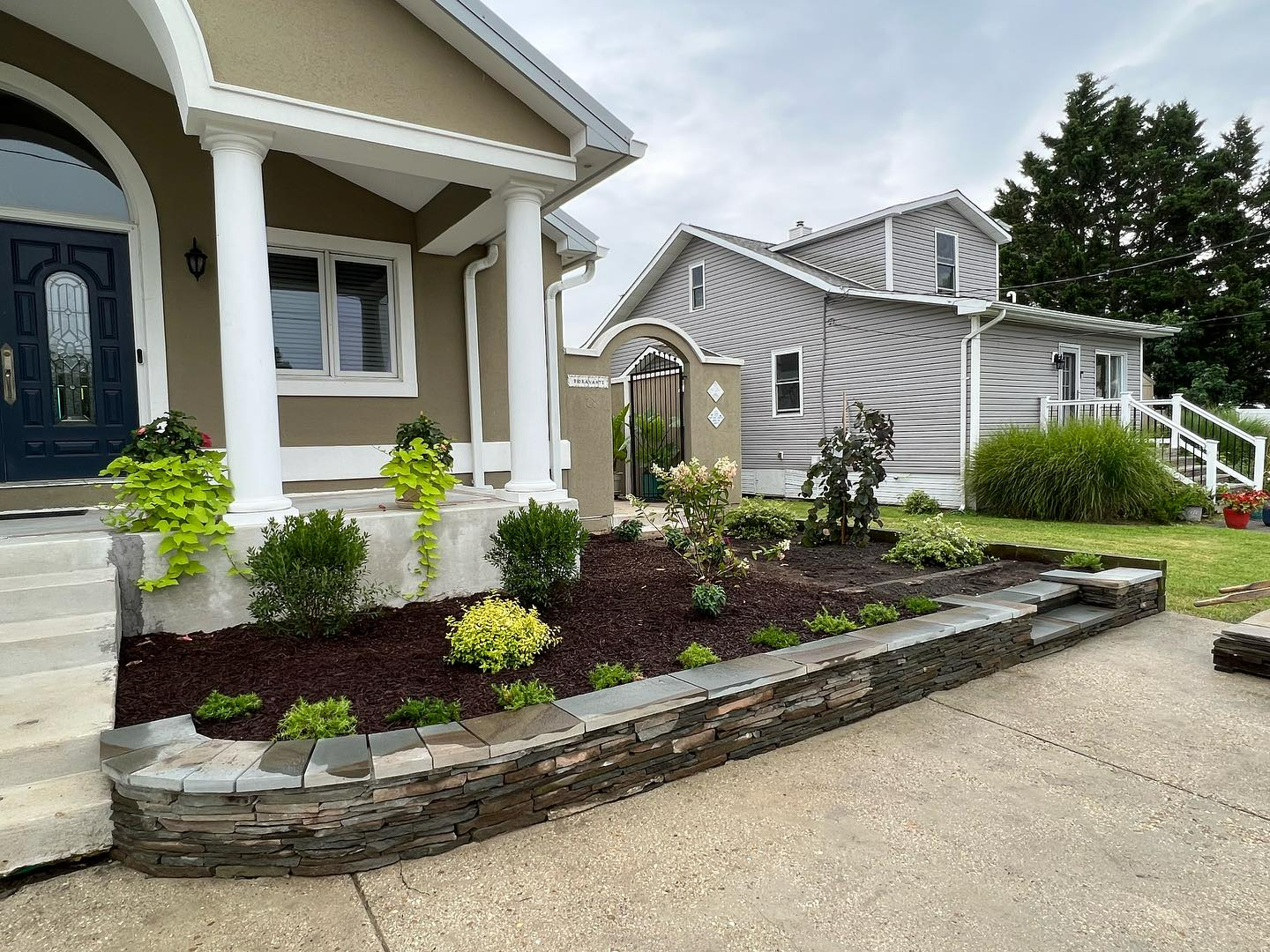 Hardscaping and landscaping services